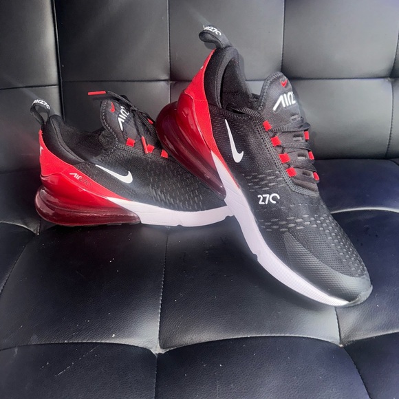 2021
Air Max 270 GS 'Bred' size 12 w/box - Picture 3 of 14